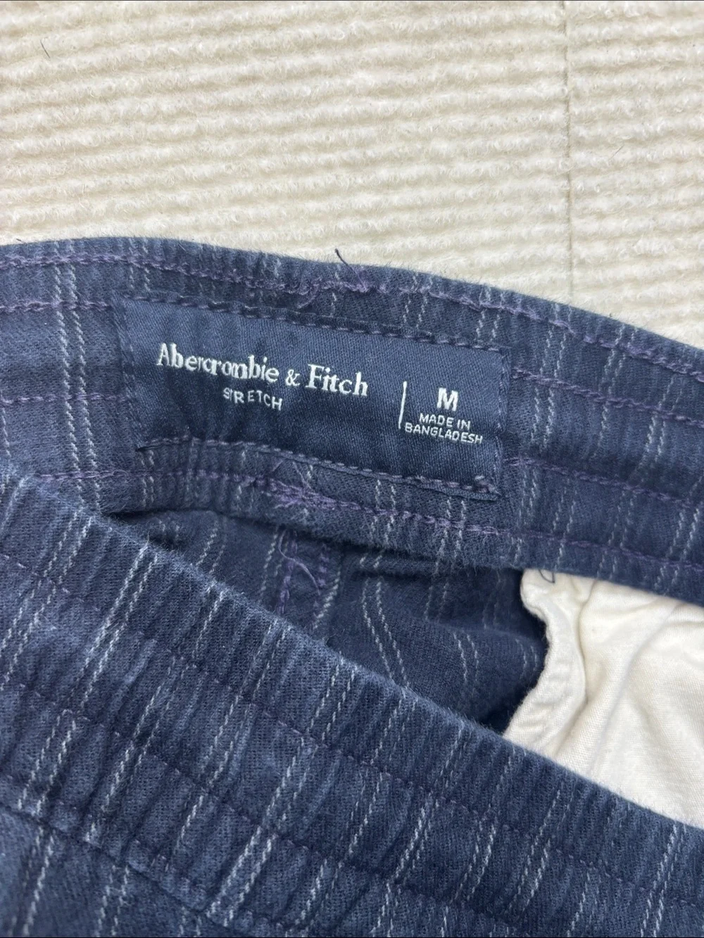Abercrombie & Fitch medium Men's Navy Pinstripe Jogger Pants